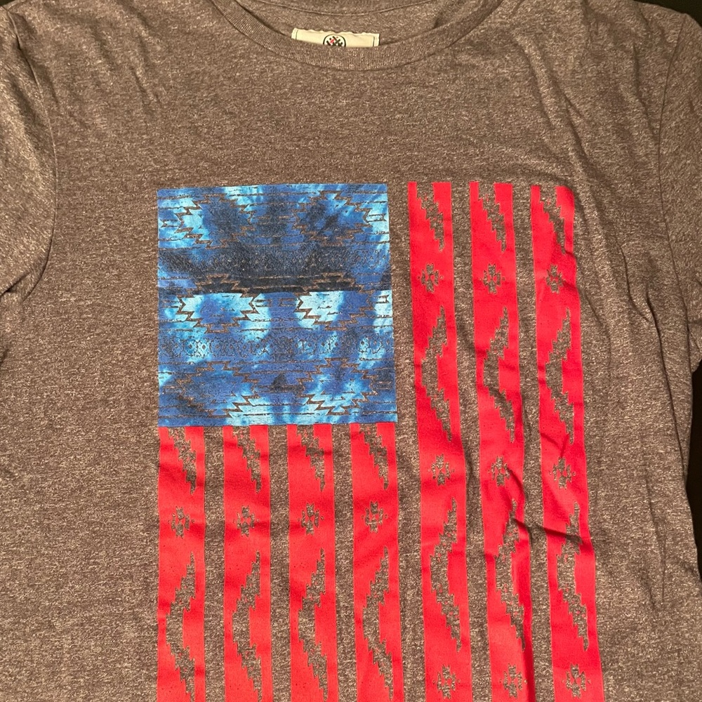 On the Byas Men’s T-Shirt American Flag Design - Size Small